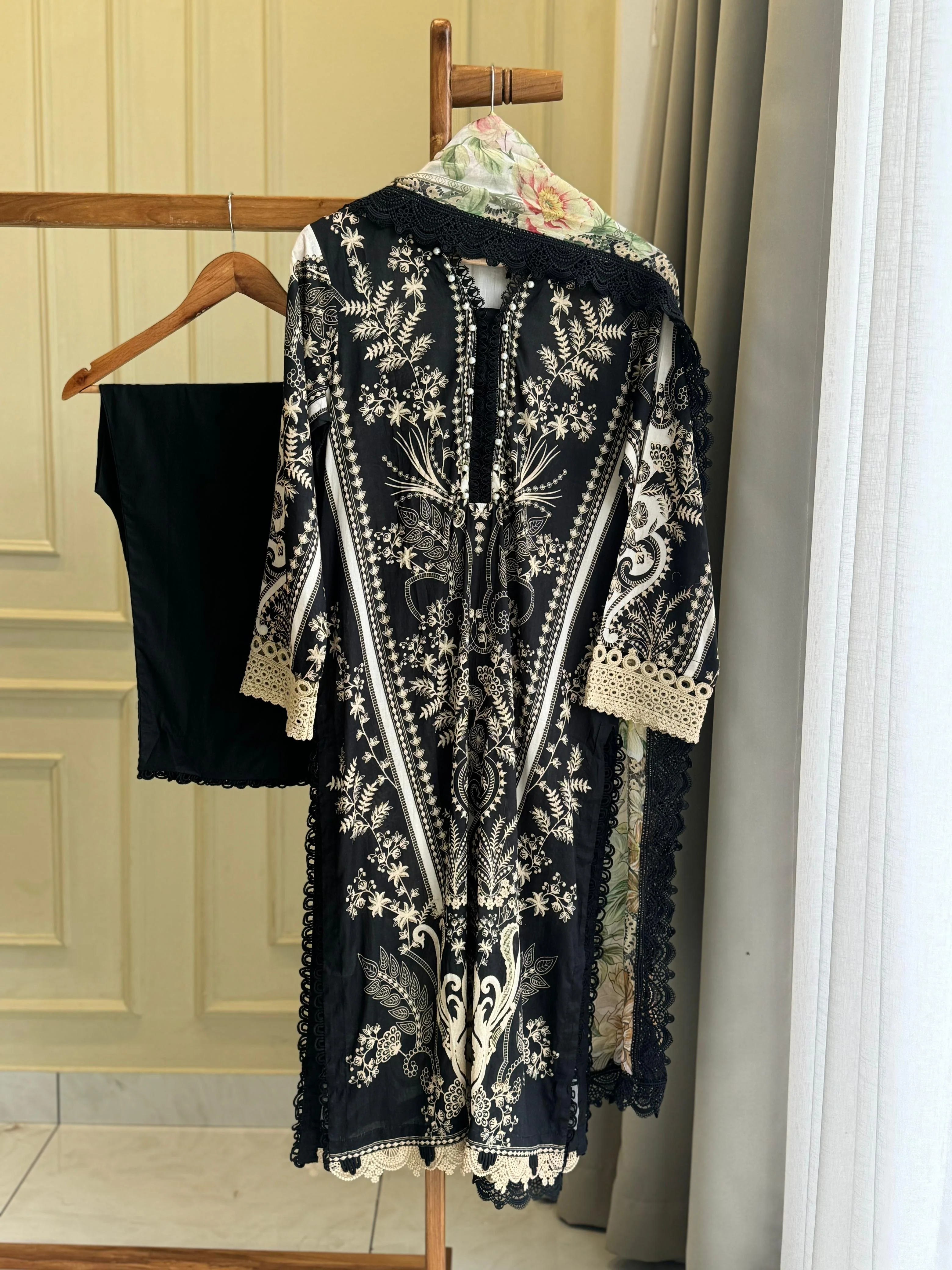 Casual Fit Lawn Suit- 08917 - Image 3