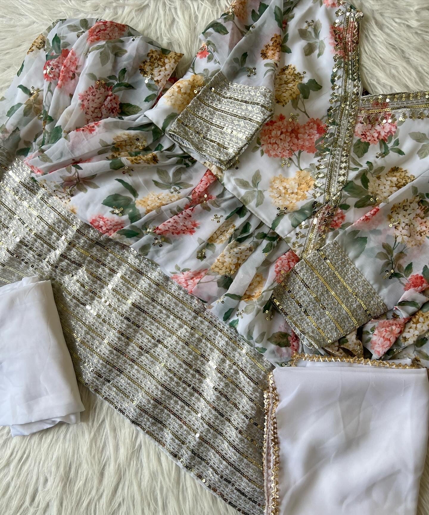 Chiffon floral embroidered party wear gown - Image 3