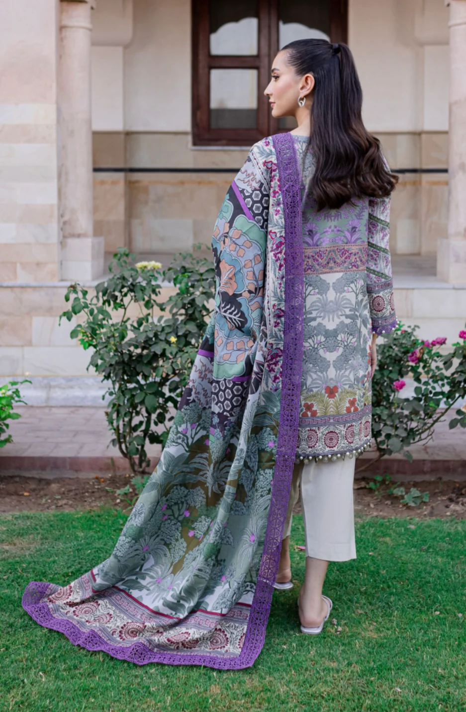 Digital Printed Lawn Suit-7 - Image 3