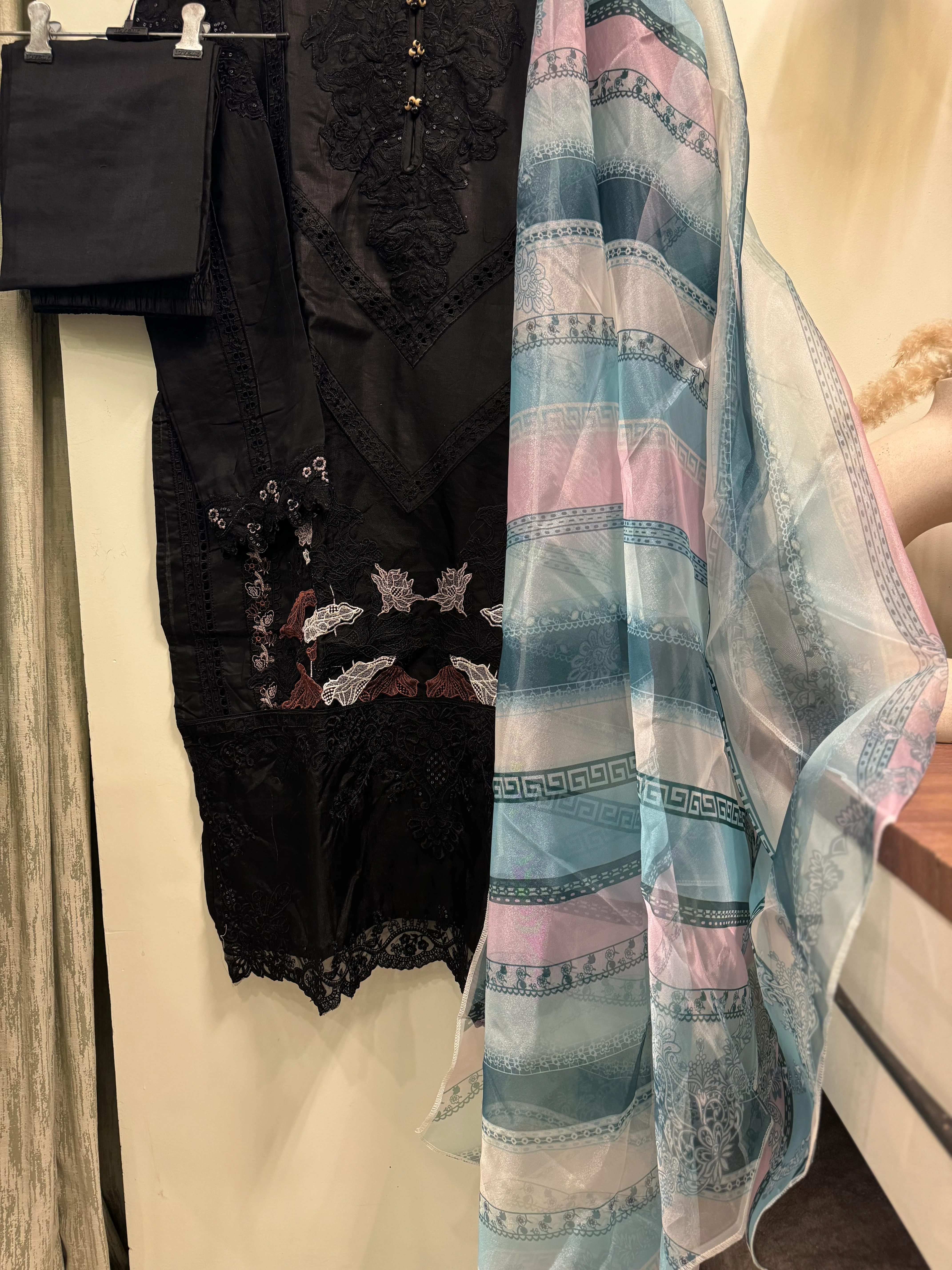 Paki  embroidered suit-hs plus - Image 3