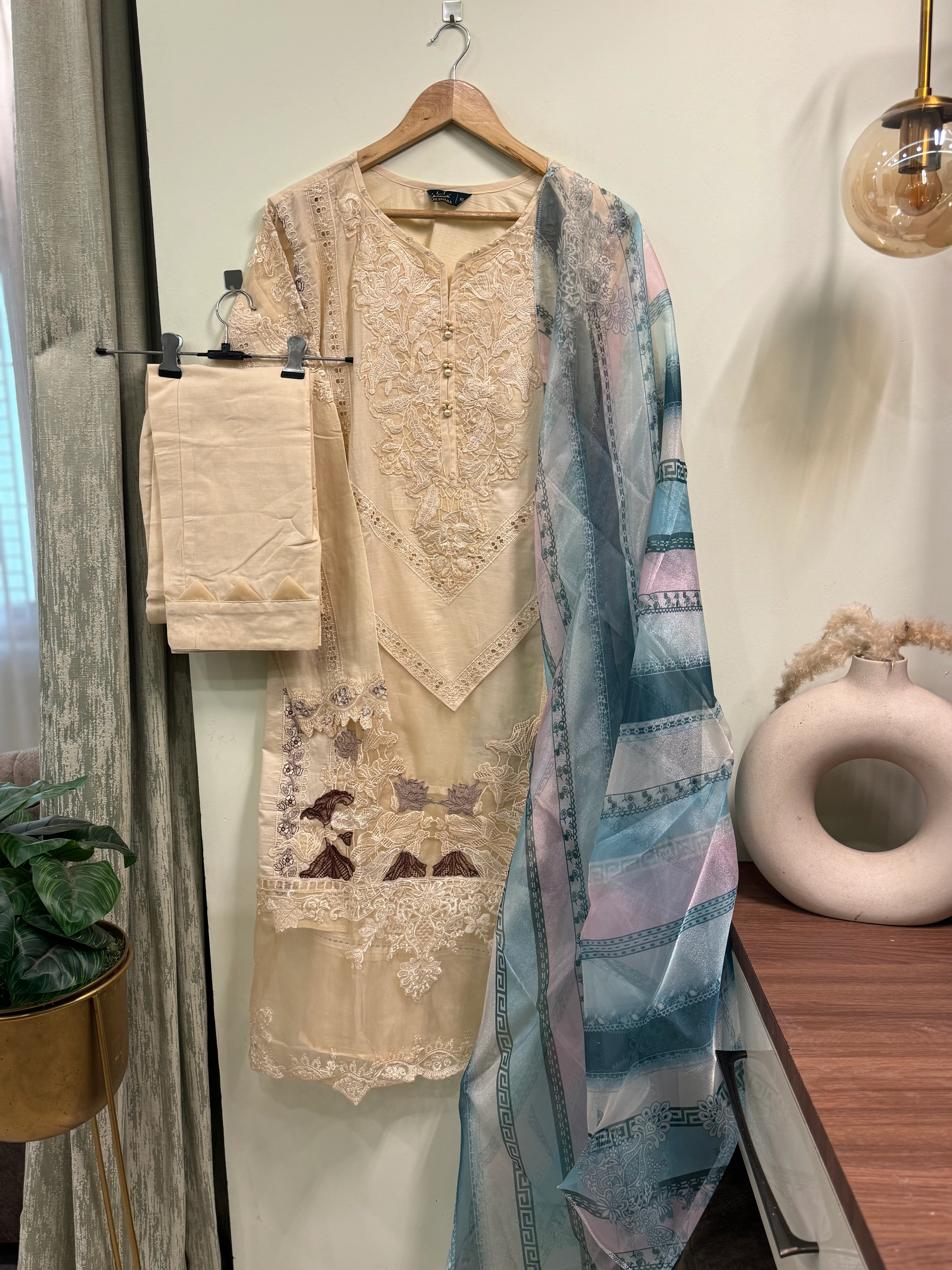 Paki  embroidered suit-hs plus - Image 4