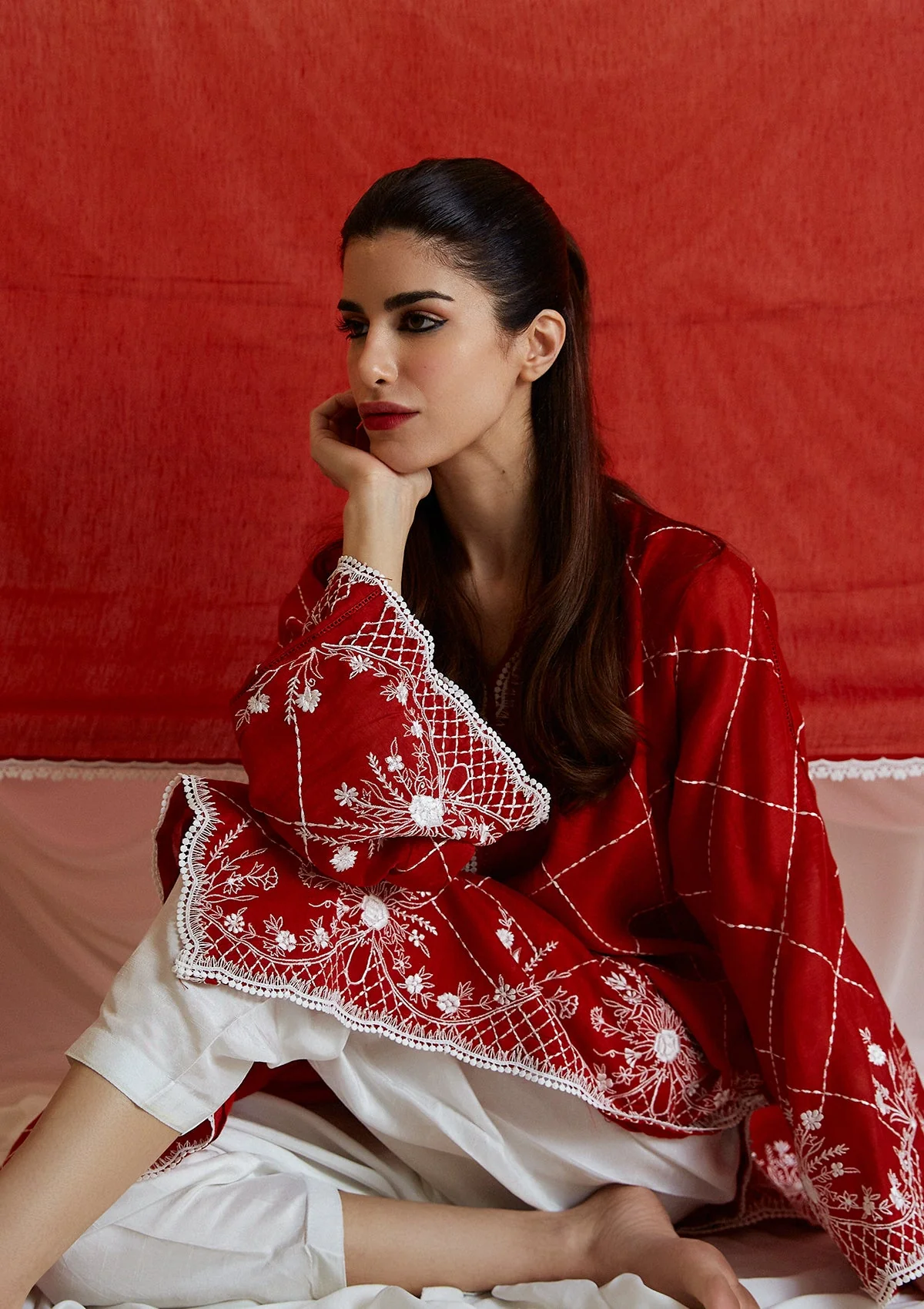 Red handworked georgette suit - Image 5